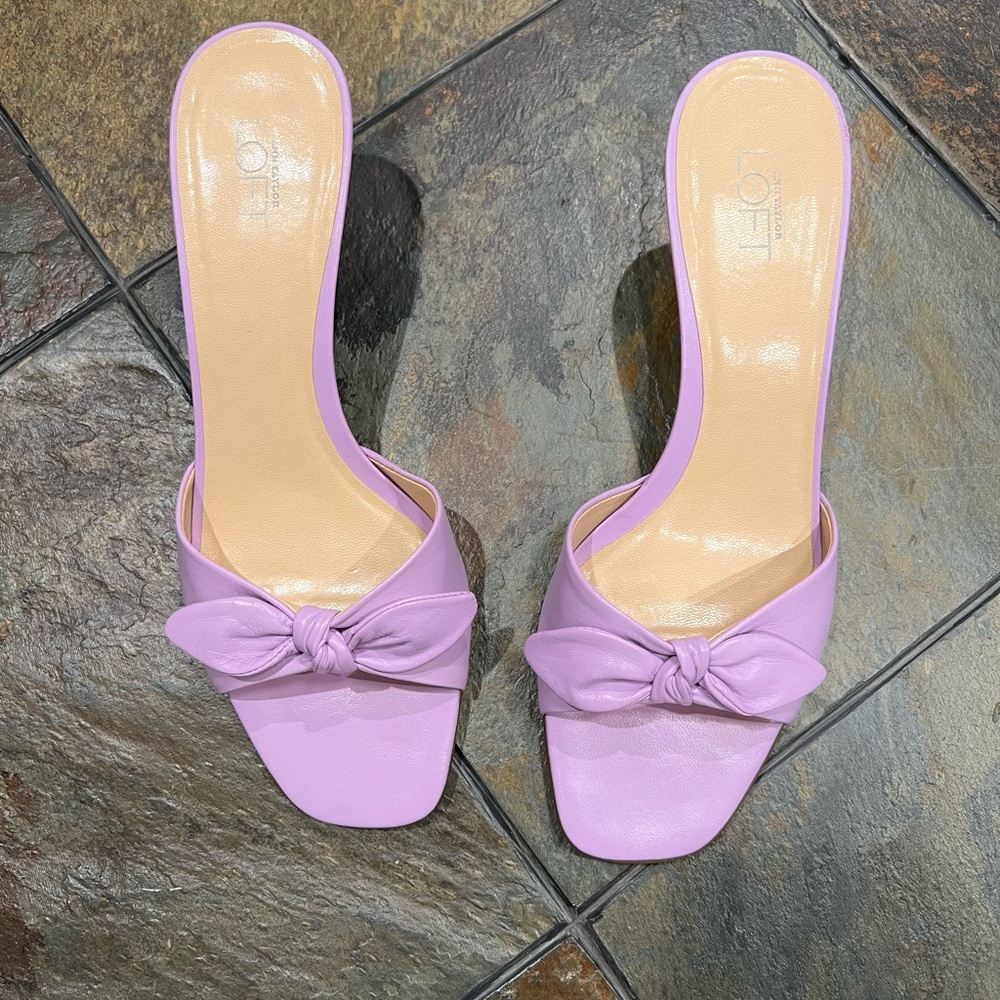 LOFT Lavender Heels with Bow Detail - Picture 7 of 7